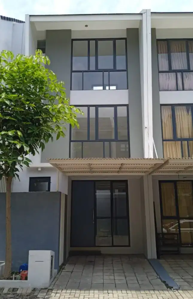 Dijual Rumah Royal Residence