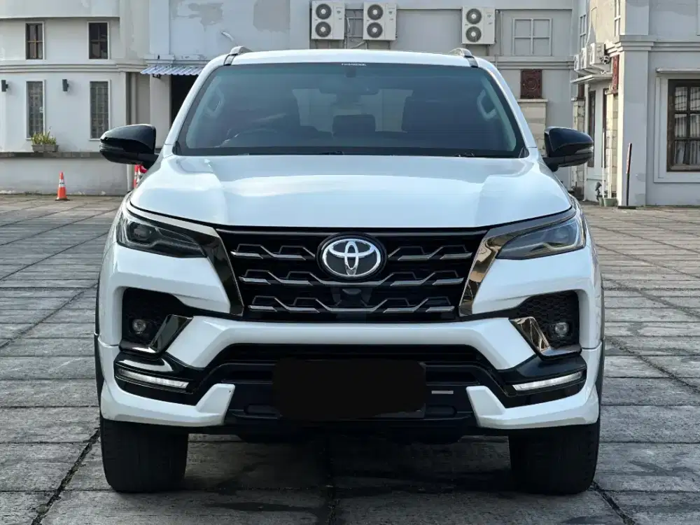 Toyota Fortuner 2021 VRZ GR 2.4 AT 4X2