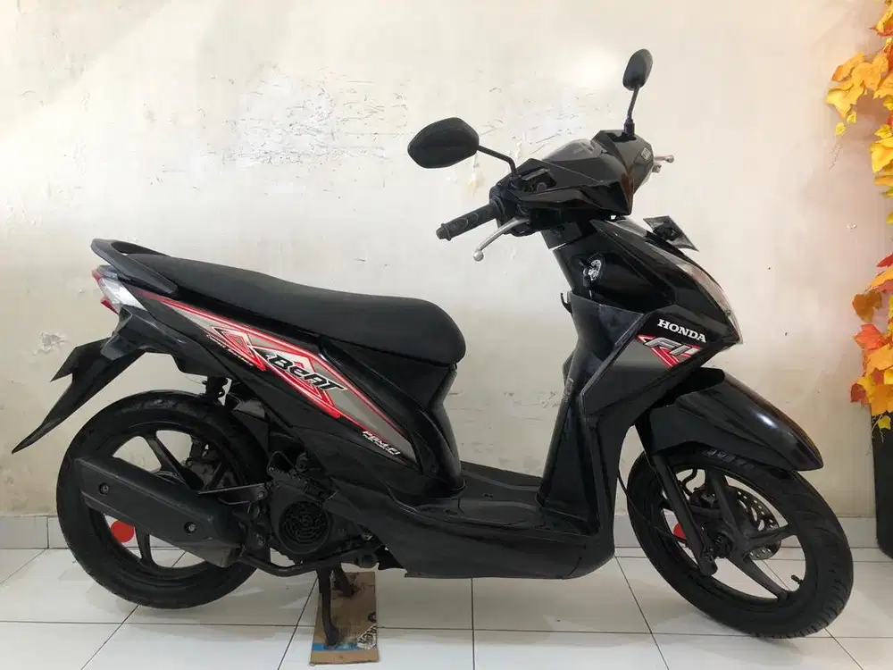Honda Beat Fi Th.2013 hitam!!