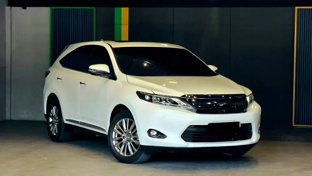 Toyota Harrier Premium Advance 2.0 2014