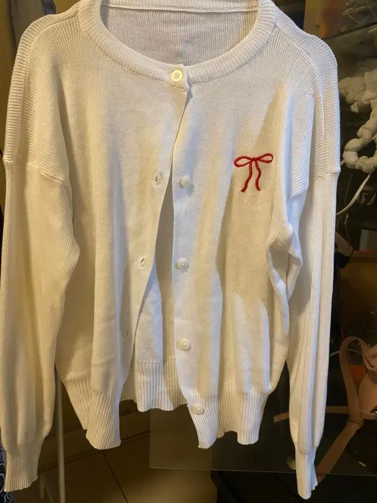 Preloved baju , ada yg blm pernah di pakai