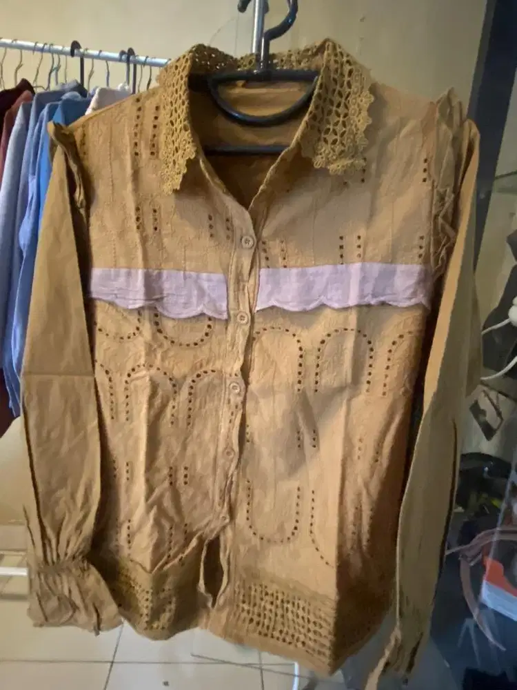 Preloved baju baru dipakai sekali