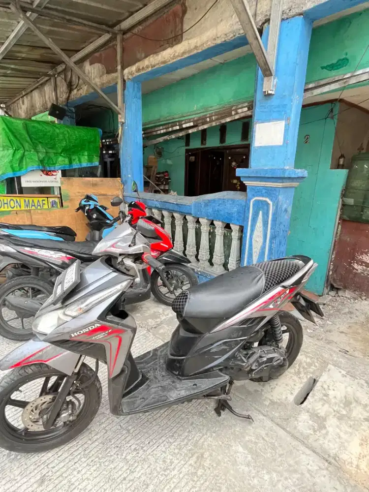 Vario 110, tahun 2011 Nego tipis gas