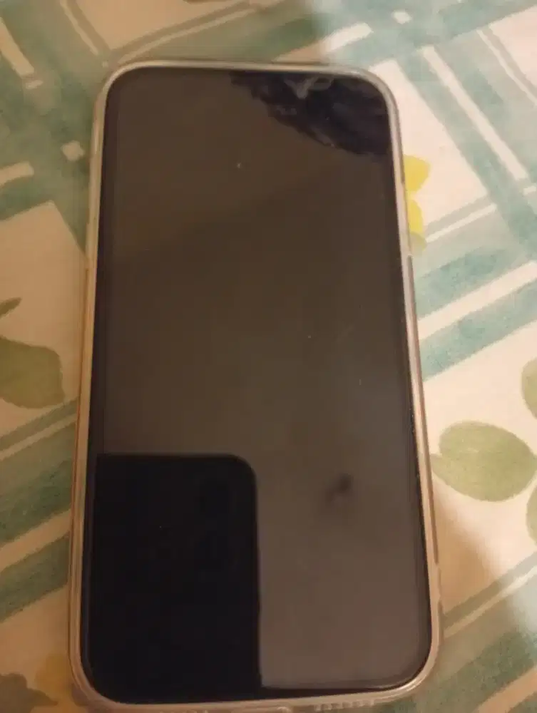 iPhone 11 128 ex ibox