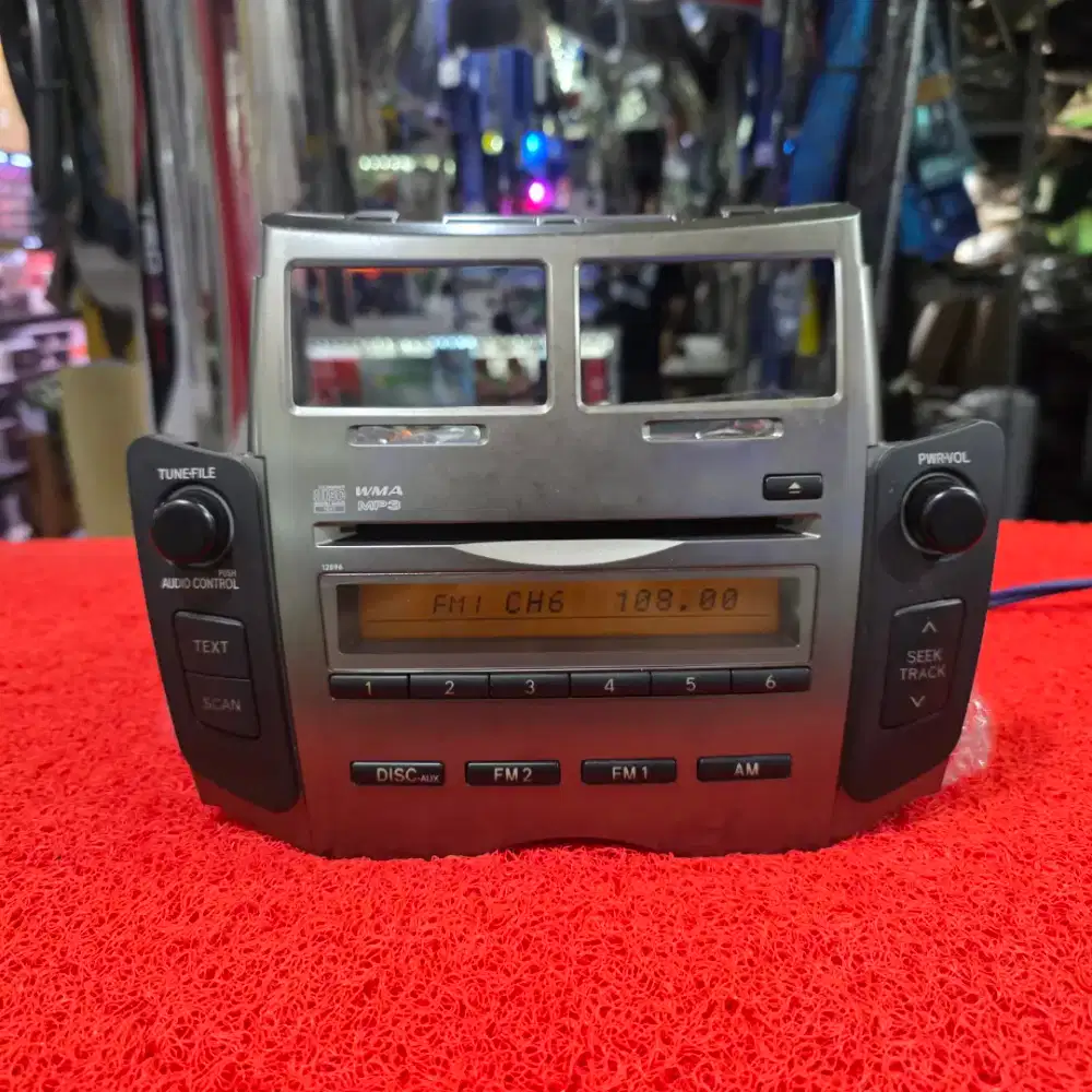 Head Unit Toyota Yaris 2008-2011 CD Radio FM AM Orisinil