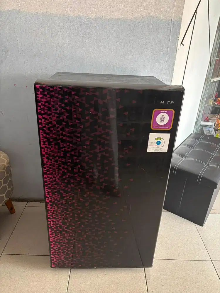 Dijual Cepat Kulkas 1 pintu merk Sharp