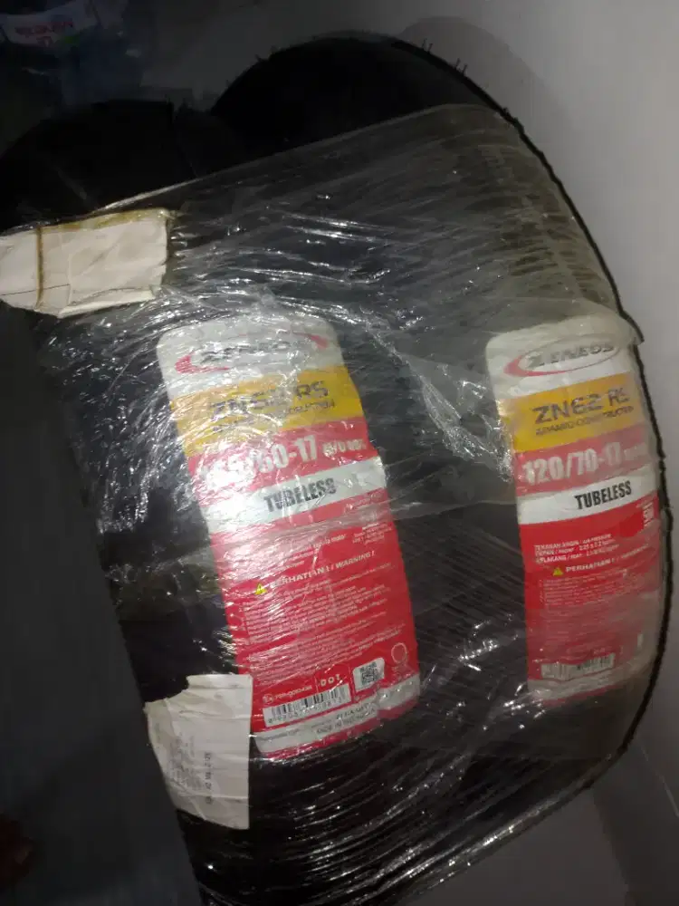 jual ban Zeneos baru, sepasang depan belakang 120/70 160/60 ring 17