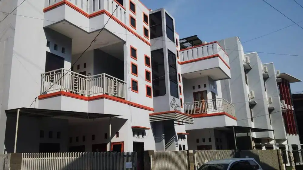 Dijual Kost 18 kamar tidur dekat kampus ternama
