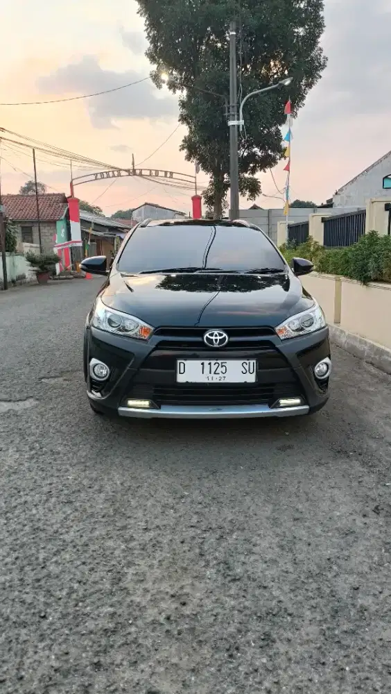Toyota Yaris hekers metik