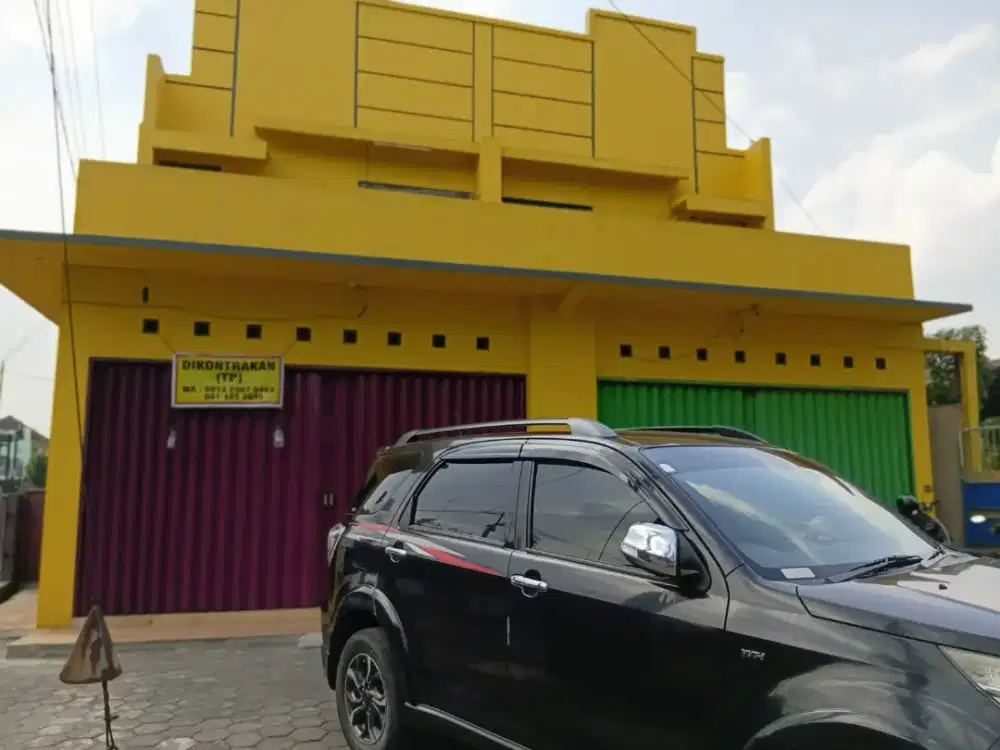 Dikontrakkan Ruko 2 lantai depan Ringroad Barat