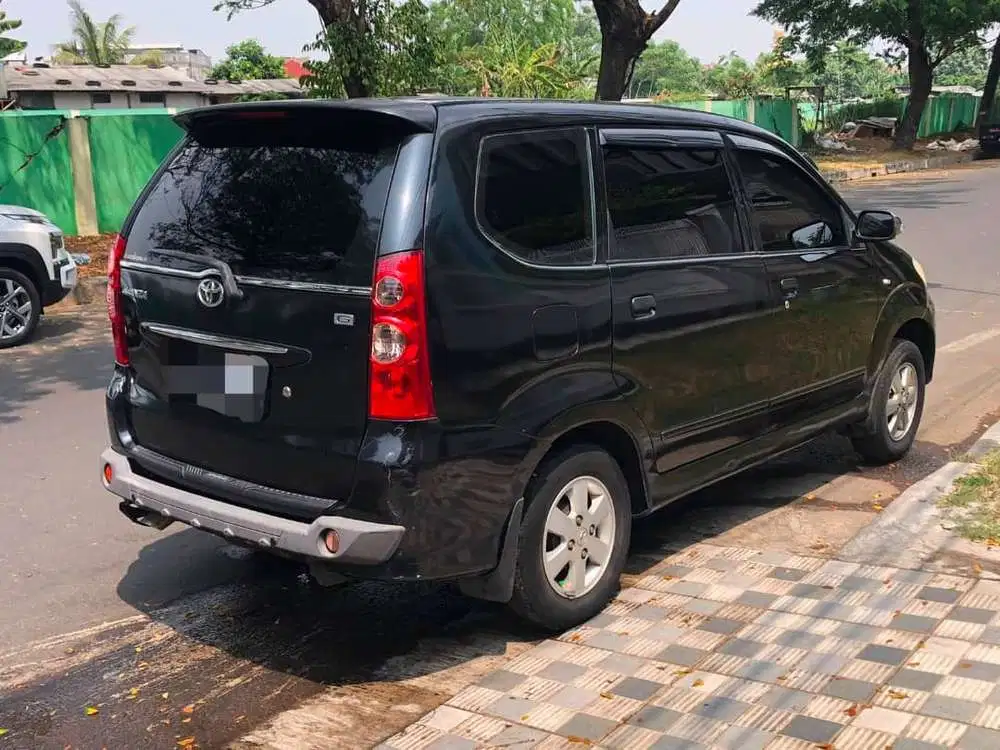 Toyota Avanza 2011 Bensin