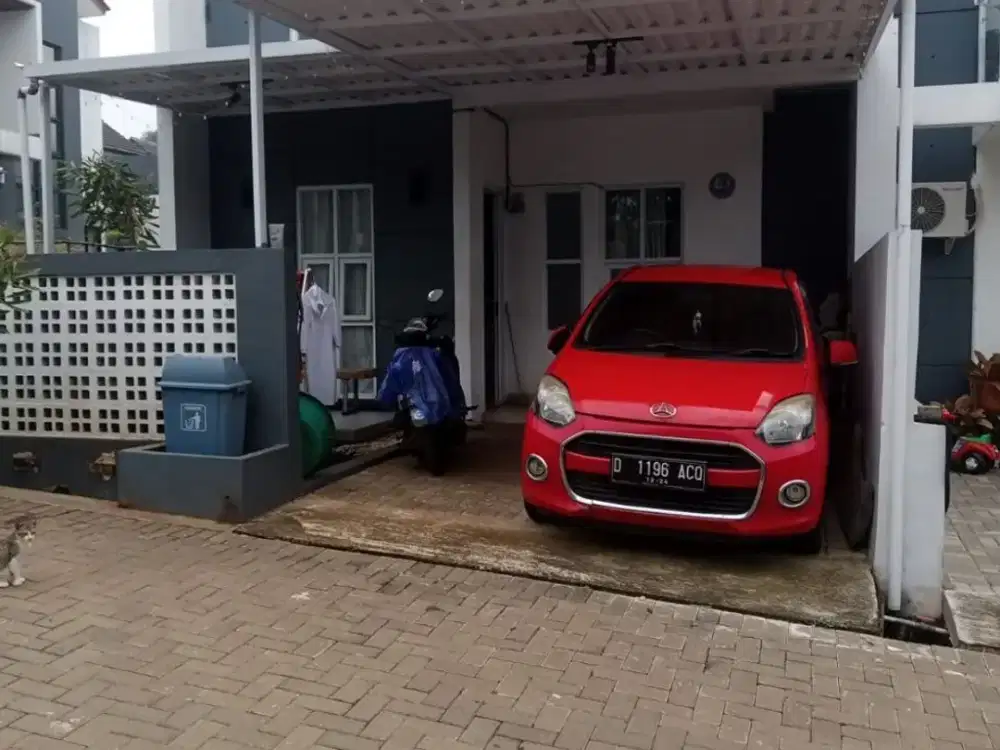 Jual Rumah semi furnish dalam komplek di Sindanglaya