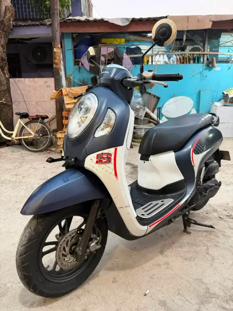 Scoopy sporty 2023
