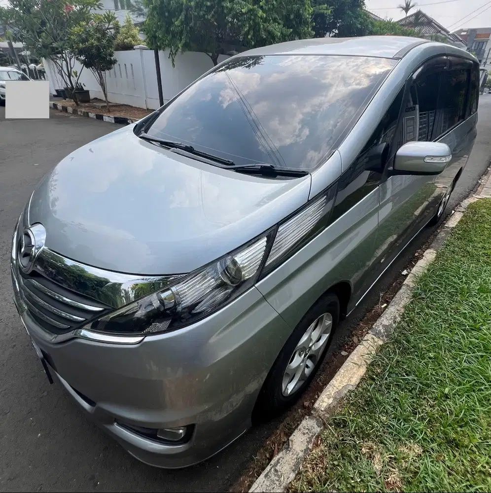 Mazda Biante Skyactive 2016 AT Istimewa