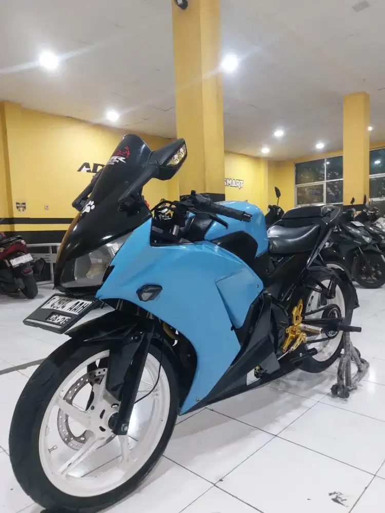 Hondacbr 150 R 2014