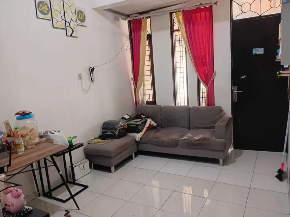 DIJUAL RUMAH  KOMPLEK SARIWANGI CITY VIEW BANDUNG BARAT