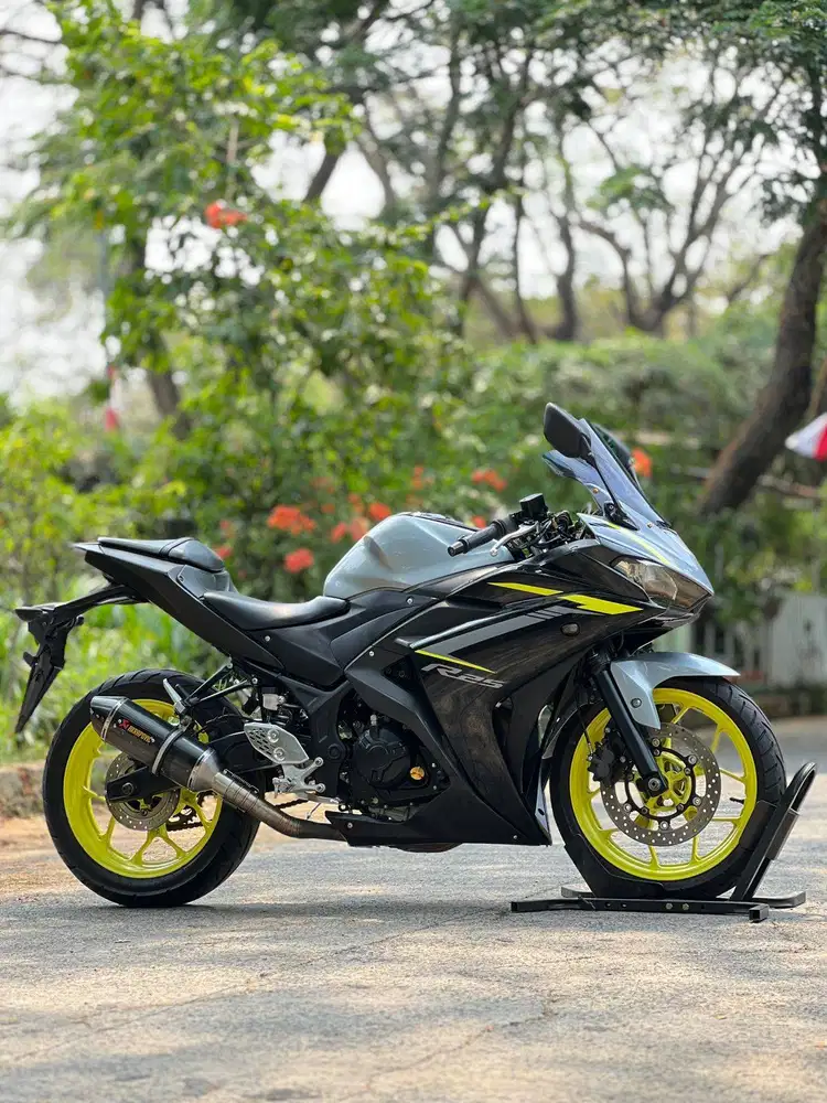 YAMAHA R25 OLD SILVER 2018 KM RENDAH PAJAK PANJANG SUPER MULUS
