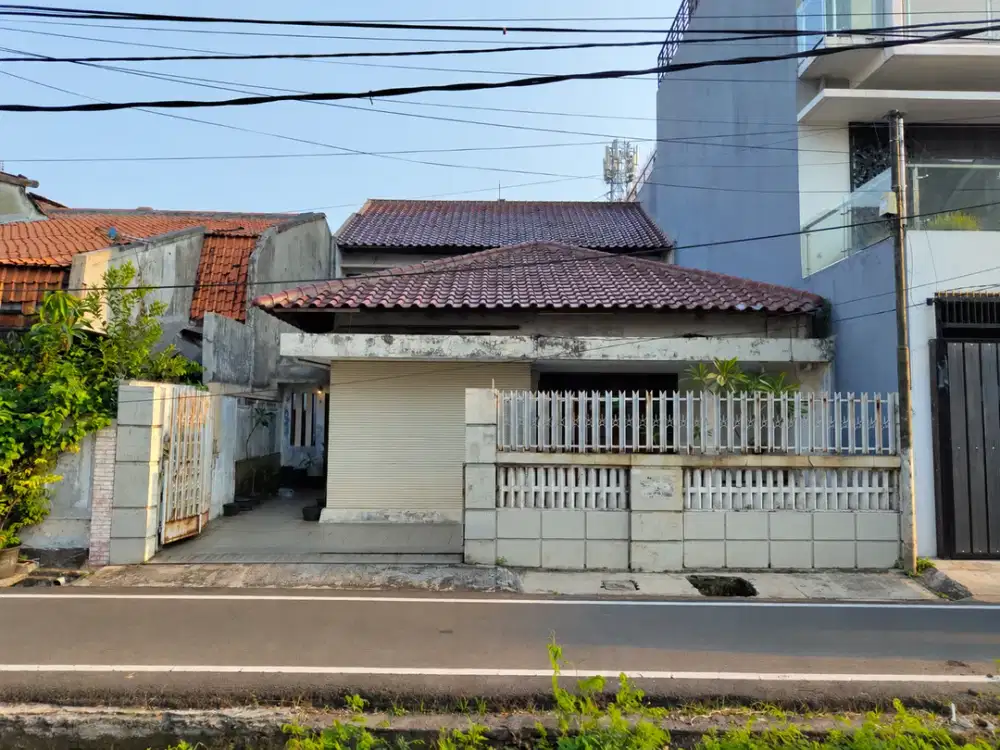 DIJUAL CEPAT! RUMAH LT 200 M² DI PETOJO SELATAN JAKARTA PUSAT – SHM