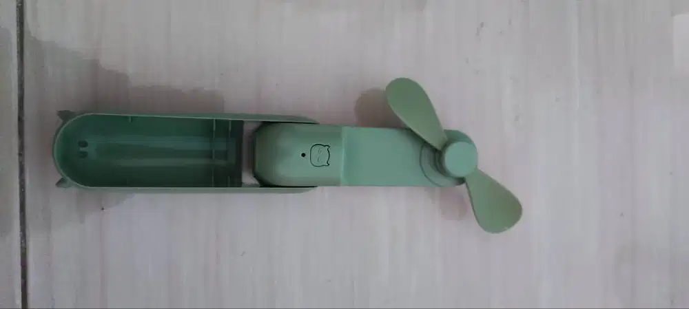 Mini Fan Lipat Portable USB Powerbank