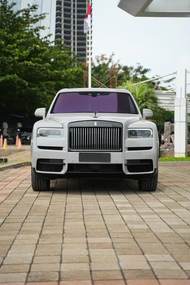 Rolls Royce Cullinan Black Badge 2023