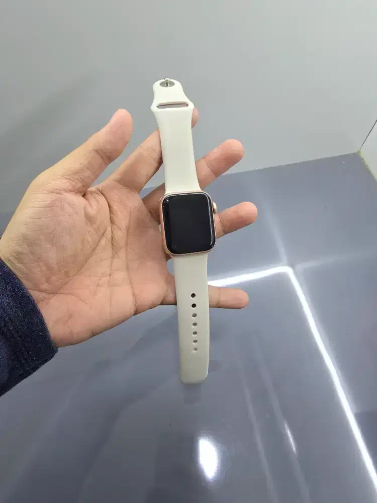 iWatch se 1 40mm pink