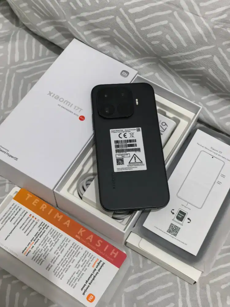 Xiaomi 17T 16/512 Black Fullset Like New 2 Minggu Pakai!