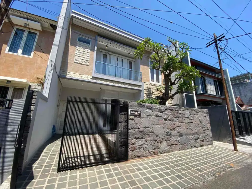 Dijual Rumah di Wisma Permai