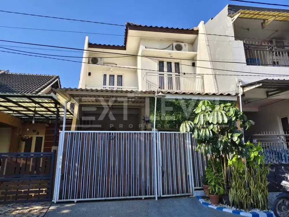 Dijual Rumah Modern Bagus Ramada Kebraon Surabaya dekat Wiyung