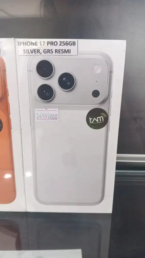 IPHONE 17 PRO GARANSI RESMI PENYIMPANAN 256