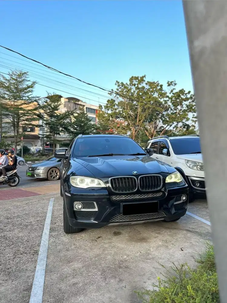 BMW X6 3.0 A/T.