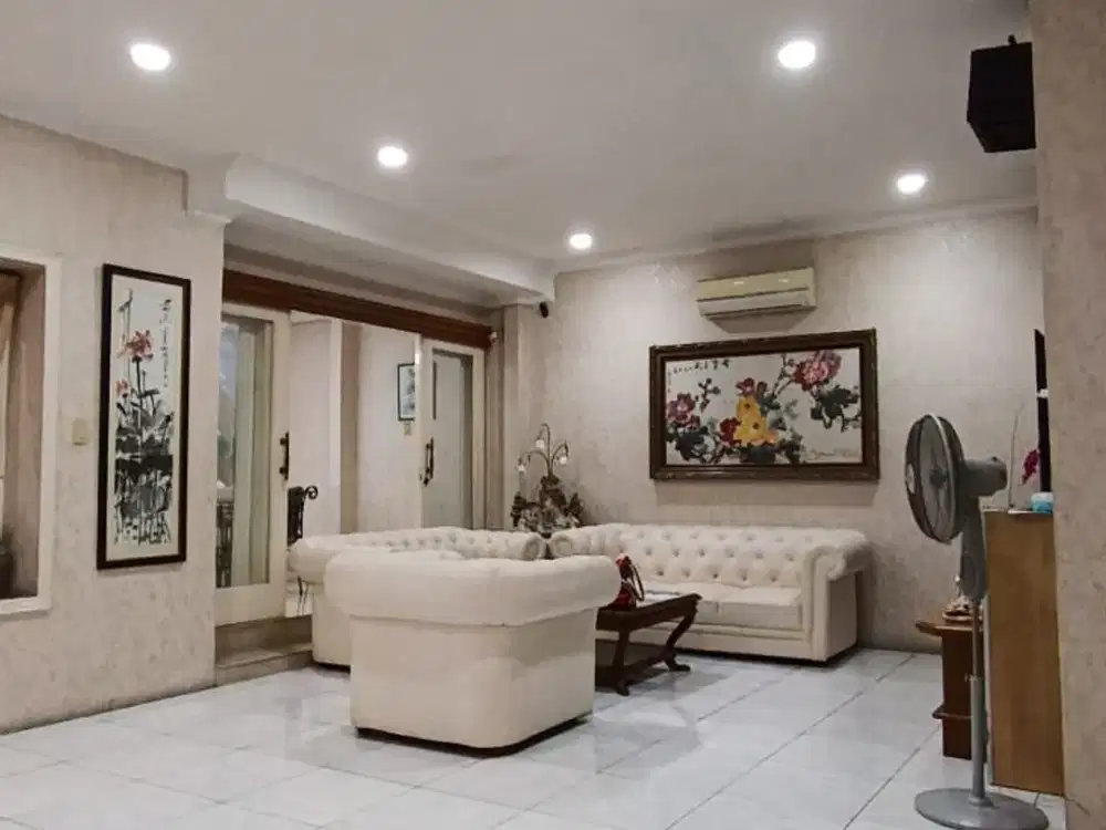 VILLA LUXURY FULL FURNISH – CEMARA ASRI!