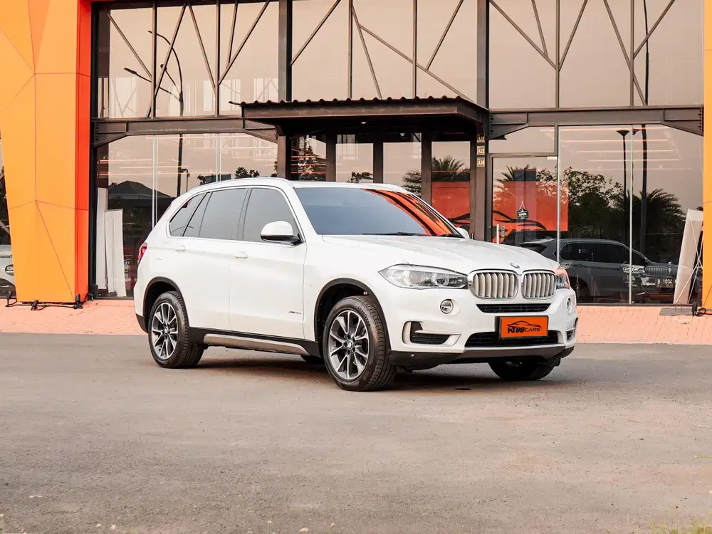 [BERGARANSI] BMW X5 XLINE XDRIVE 3.5i BENSIN TAHUN 2015/2016 PUTIH