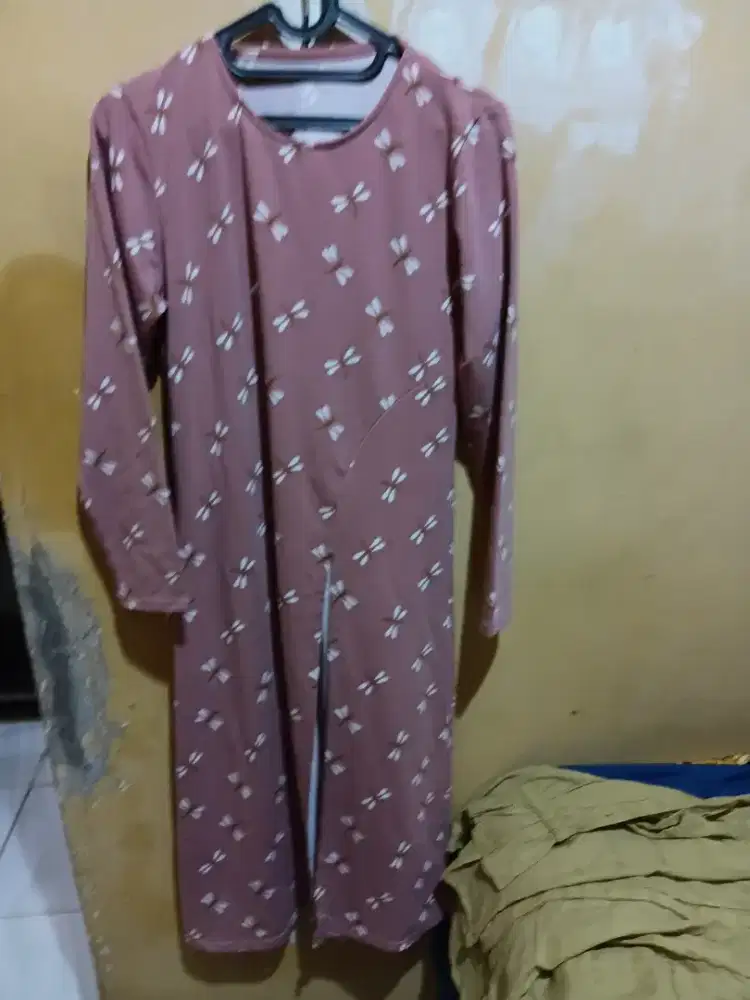 Prelovedd pribadi bongkar lemari