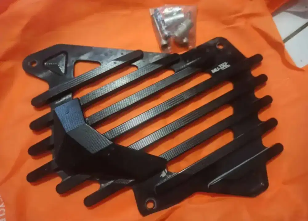 cover radiator motor pcx