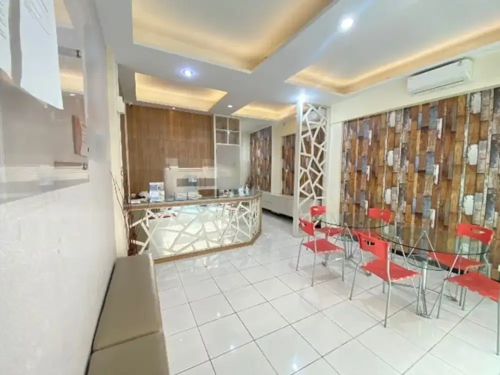 Kantor di Klampis dekat Araya, Semolowaru, Manyar, Merr, Rungkut (DNDGK)