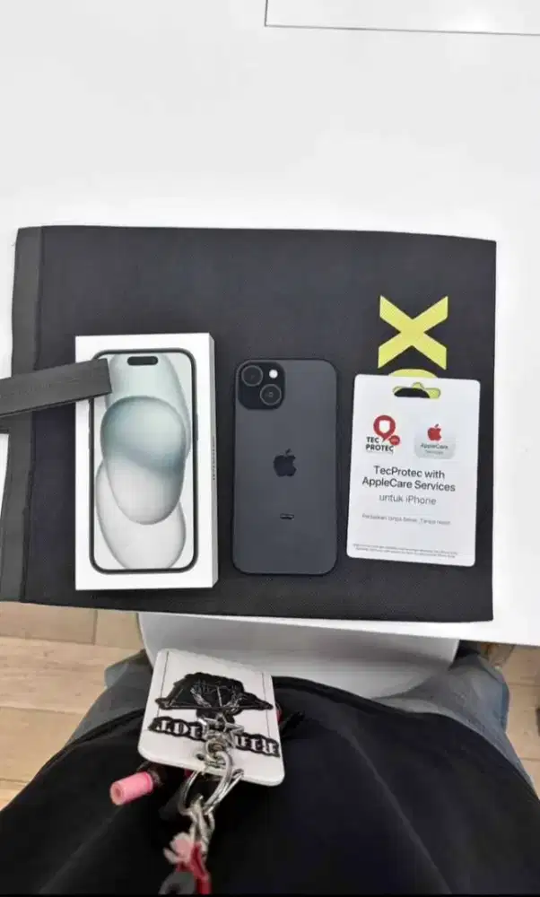 cicilan,kreditan henpohen iPhone 15 by homecredit cukup bawa KTP saja