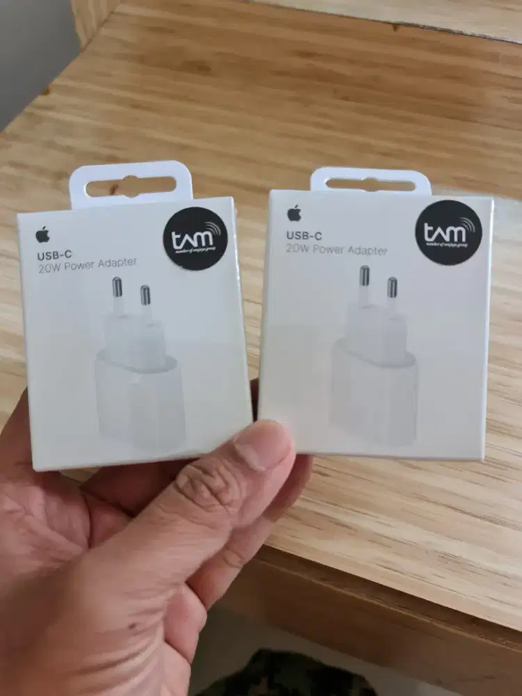 Charger ori iphone 20W