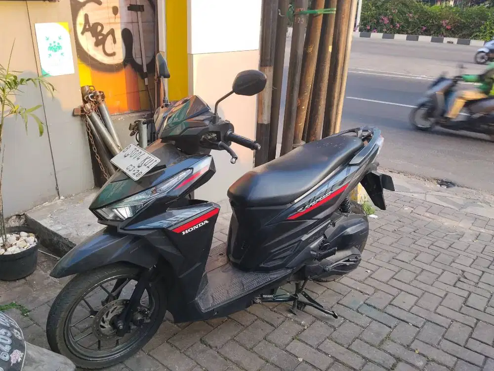 Vario 125 LED  2015 CBS ISS