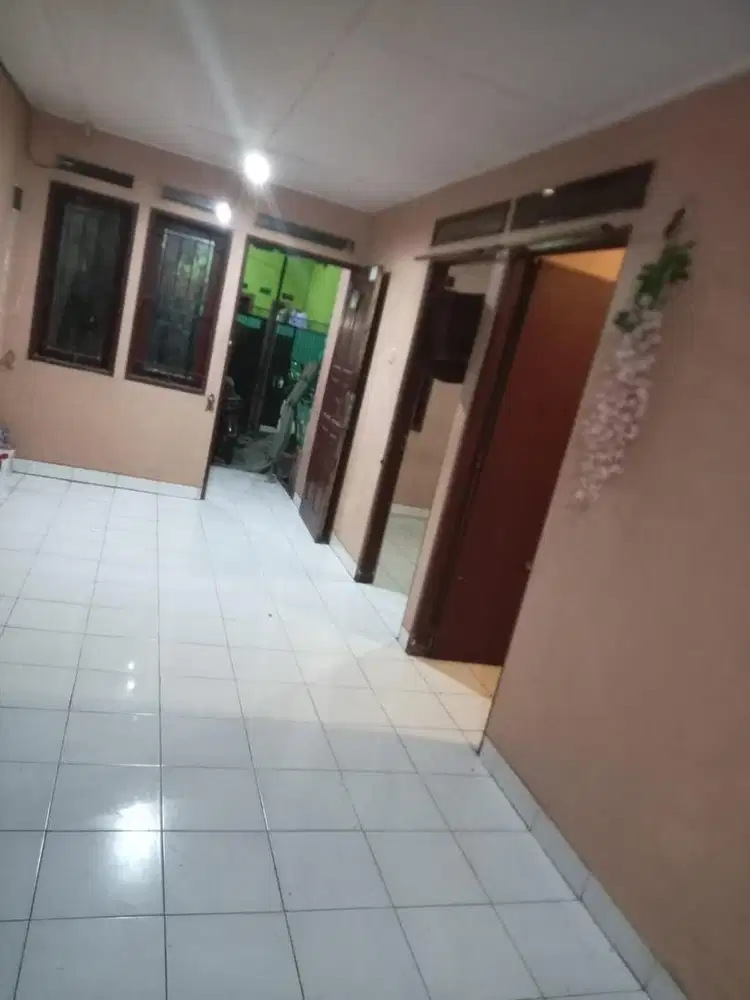 Rumah Strategis disewakan