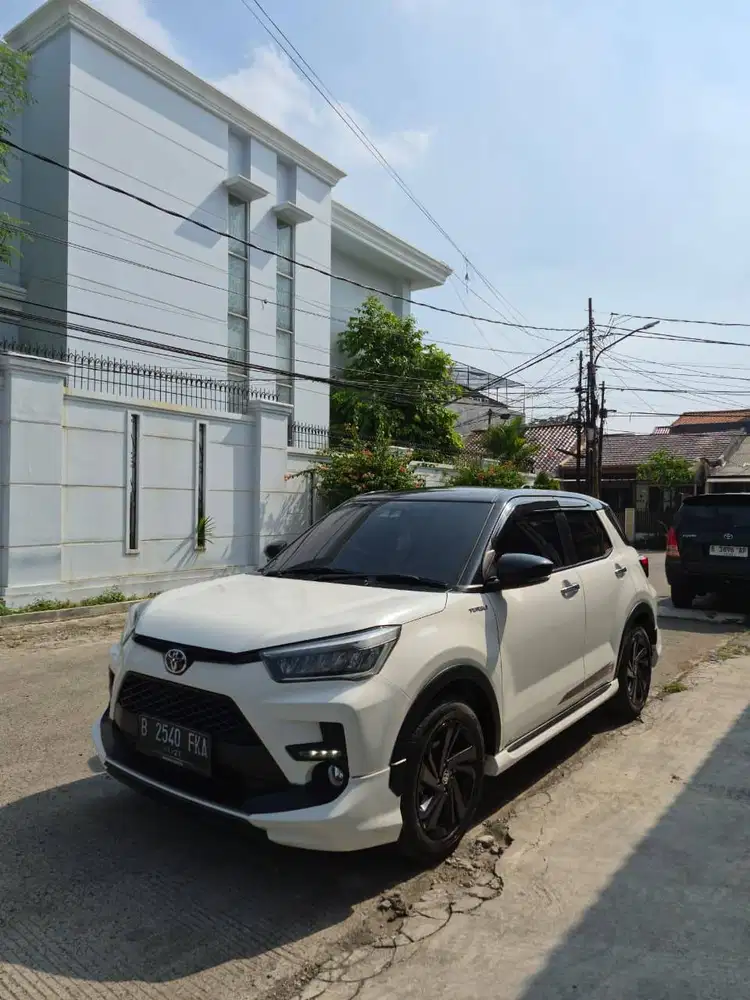 TOYOTA RAIZE GR TSS TWO TONE 1.0 AT 2021