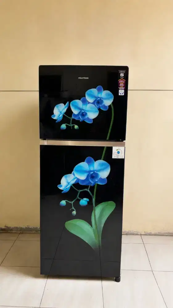 Dijual Kulkas Polytron 2 Pintu Jumbo kapasitas 240 Liter Gres Kyk baru