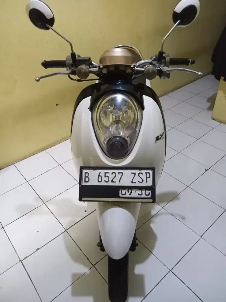 Honda Scoopy 2010
