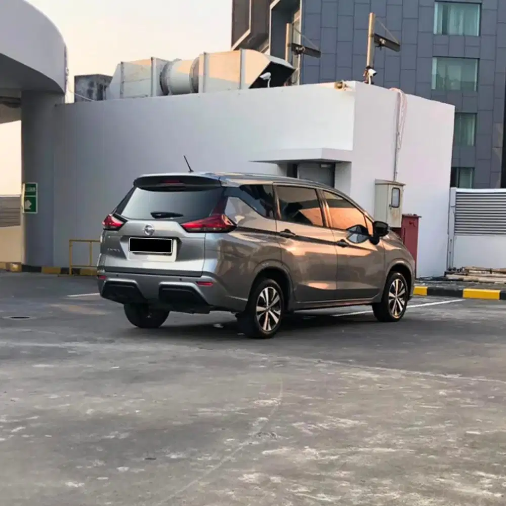 Nissan Livina 1.5  VE At 2020 Pajak Panjang