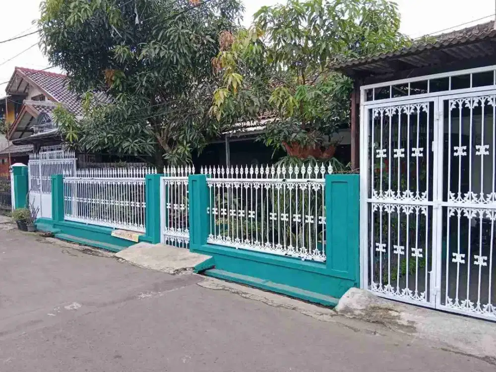 rumah 2lantai shm terawat lokasi strategis di turangga buahbatu bandung