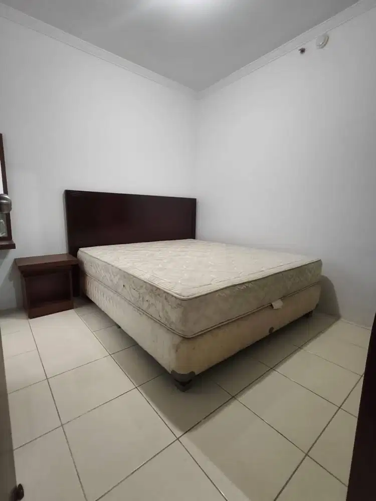 Disewakan apartemen medit 2  furnished middle floor