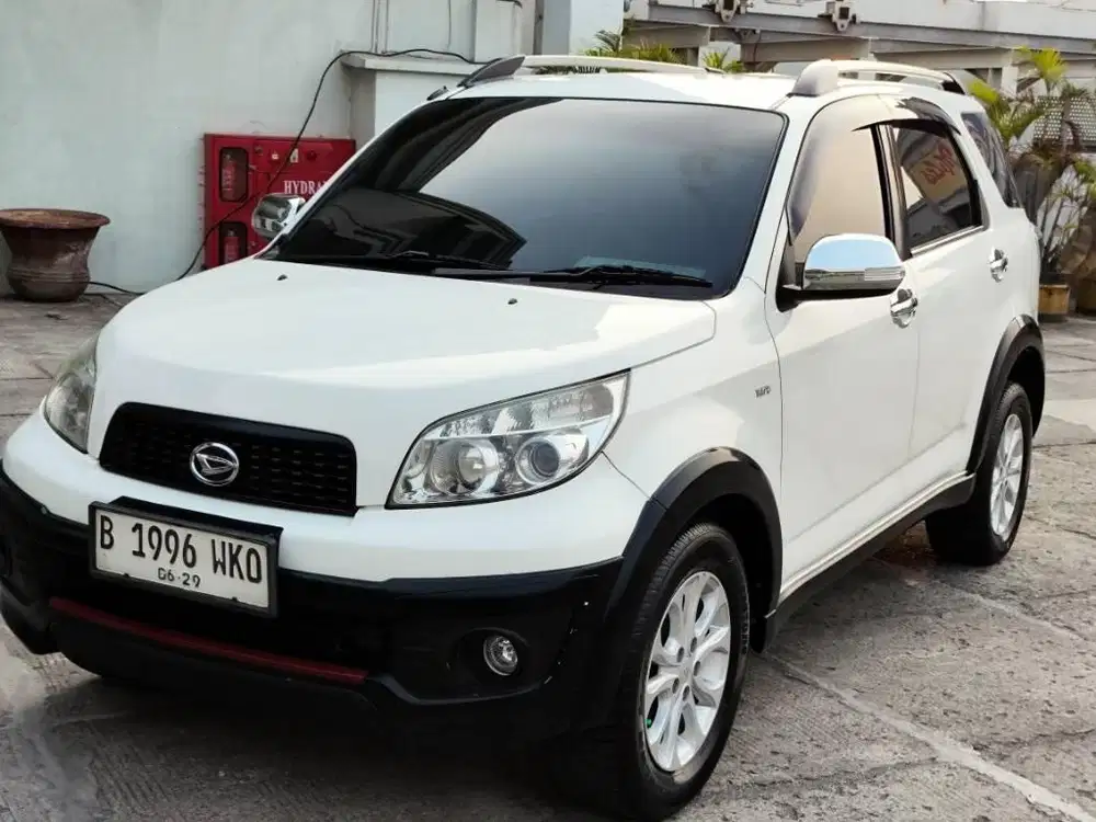 TERIOS TX MANUAL 2014 KILOMETER RENDAH