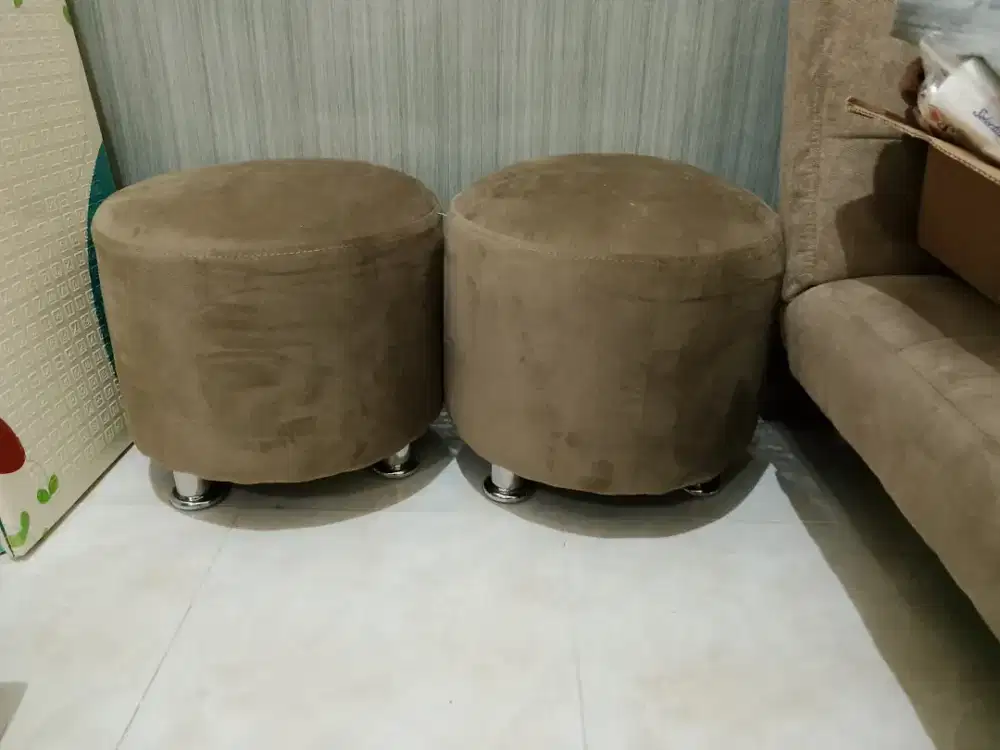 Sofa bulat warna coklat