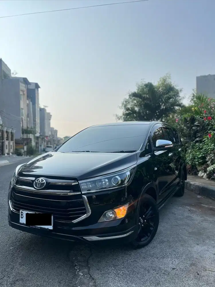 Cash Termurah! Innova Venturer 2.0 Bensin 2017 Istimewa