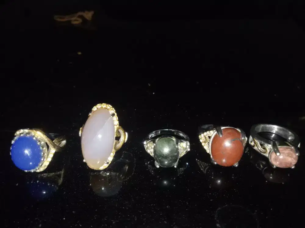 Cincin akik dan batu akik