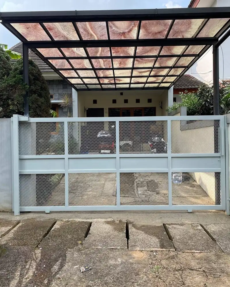 Pintu pagar rumah expanded